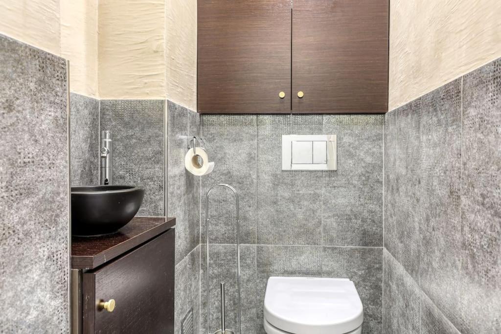 Montaigne Executive Suite Париж Екстер'єр фото
