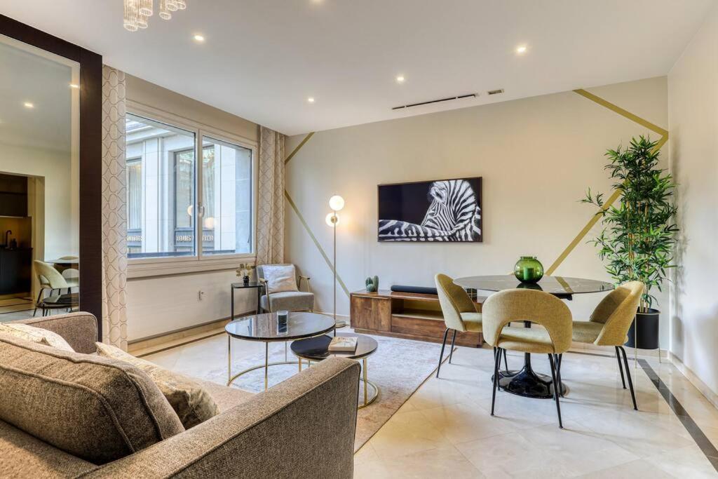 Montaigne Executive Suite Париж Екстер'єр фото