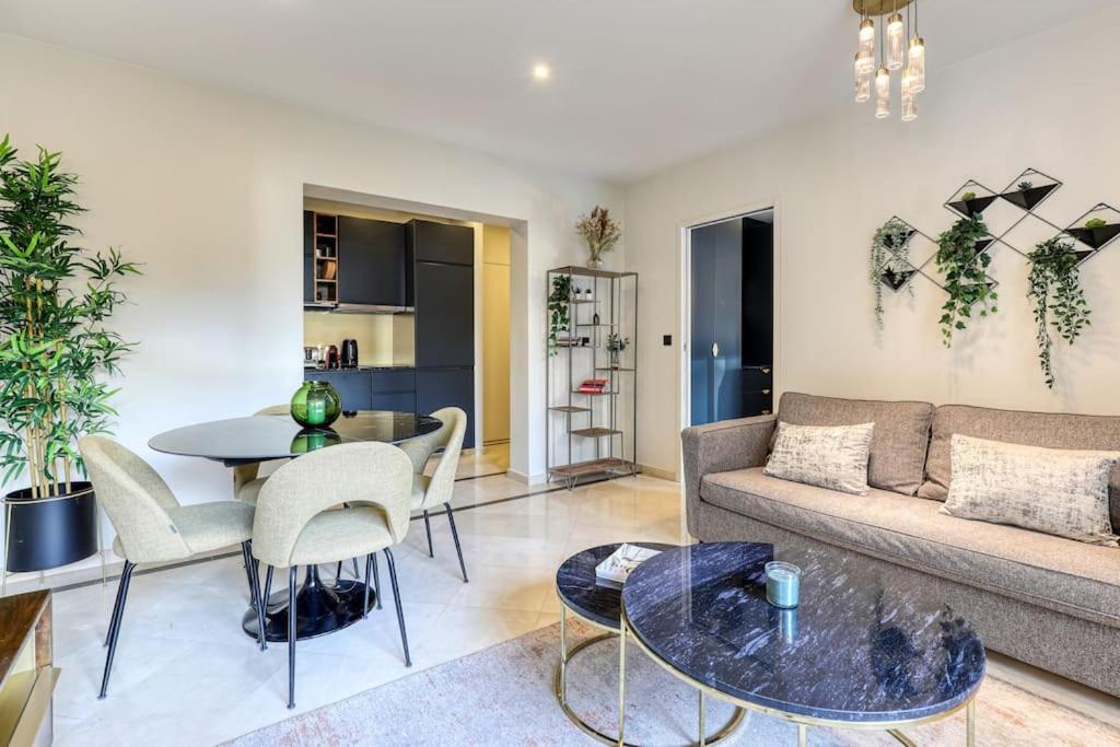 Montaigne Executive Suite Париж Екстер'єр фото