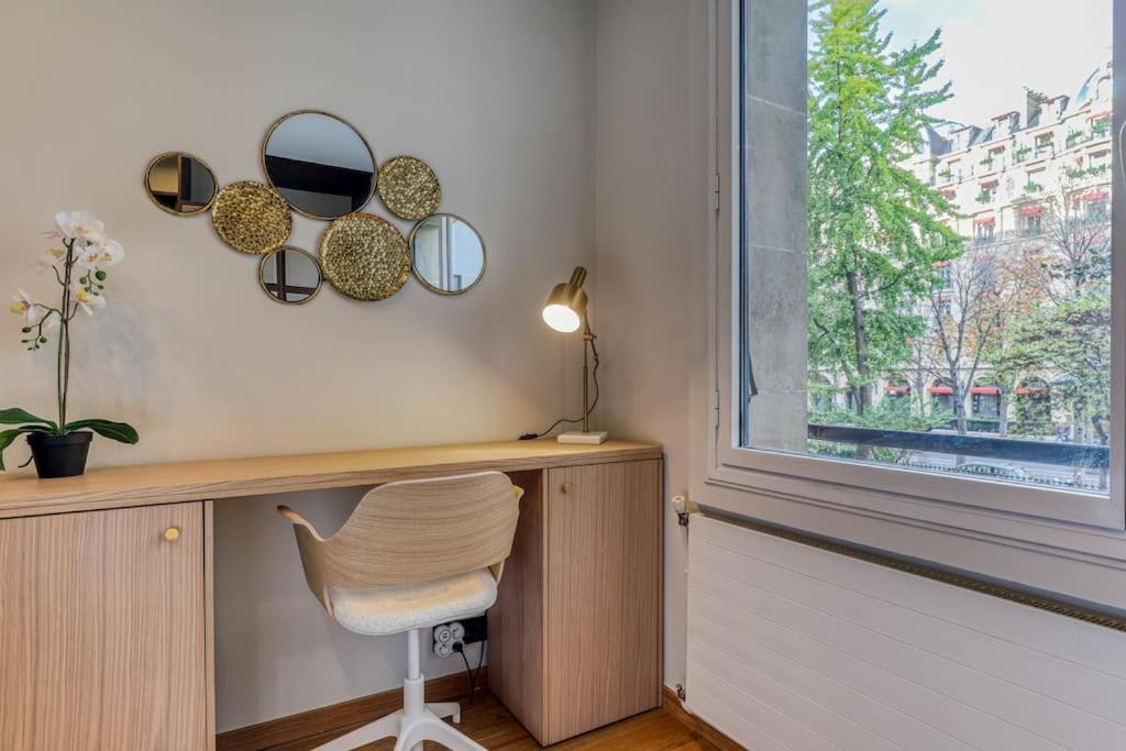 Montaigne Executive Suite Париж Екстер'єр фото