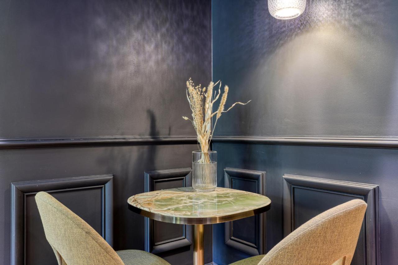 Montaigne Executive Suite Париж Екстер'єр фото