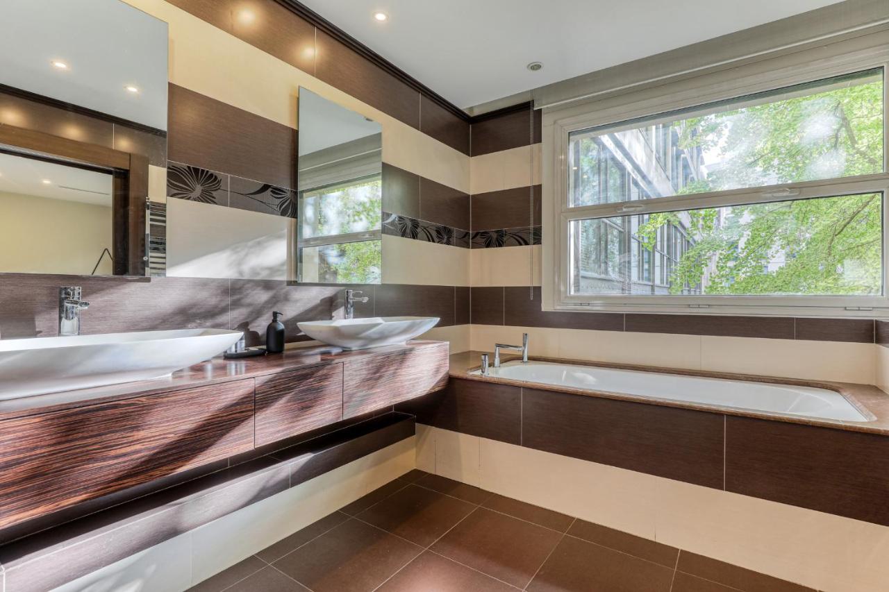 Montaigne Executive Suite Париж Екстер'єр фото